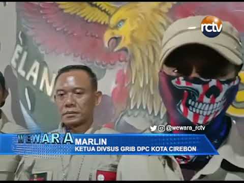 Divsus GRIB DPC Kota Cirebon Bagikan Nasi Bungkus