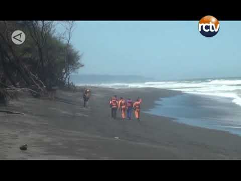 7 Wisatawan Terseret Ombak di Pantai Goa Cemara Bantul