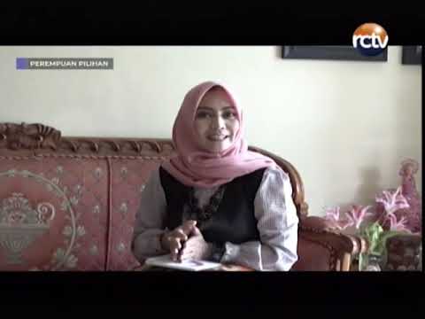 Perempuan Pilihan - Pegiat Literasi Kota Cirebon Novi Nurul Khotimah