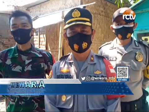 TNI Polri Serahkan Bantuan Beras ke PKL