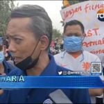 Warga Jagapura Demo Dana BST Dipotong