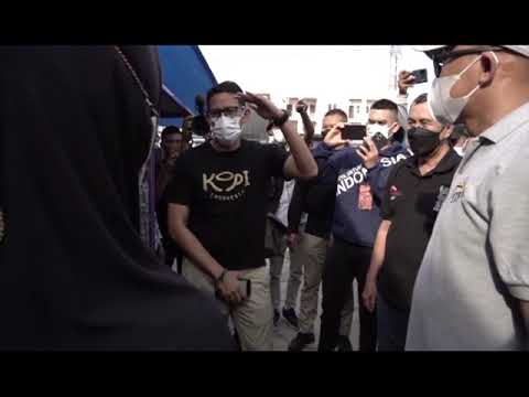 Sandiaga Kunjungi Gerai UMKM Di Riau