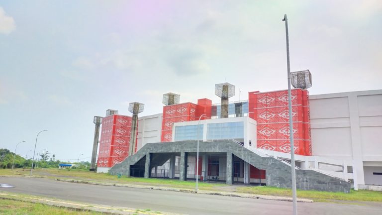 Pembangunan GOR Watubelah Mandeg, Ada Wacana Serahterima Aset