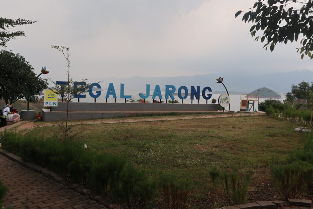 Tegal Jarong, wisata di Waduk Jatigede Sumedang