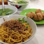 Tak Ada Lawan! Ini 4 Kuliner Bandung Legendaris yang Nge-Hits