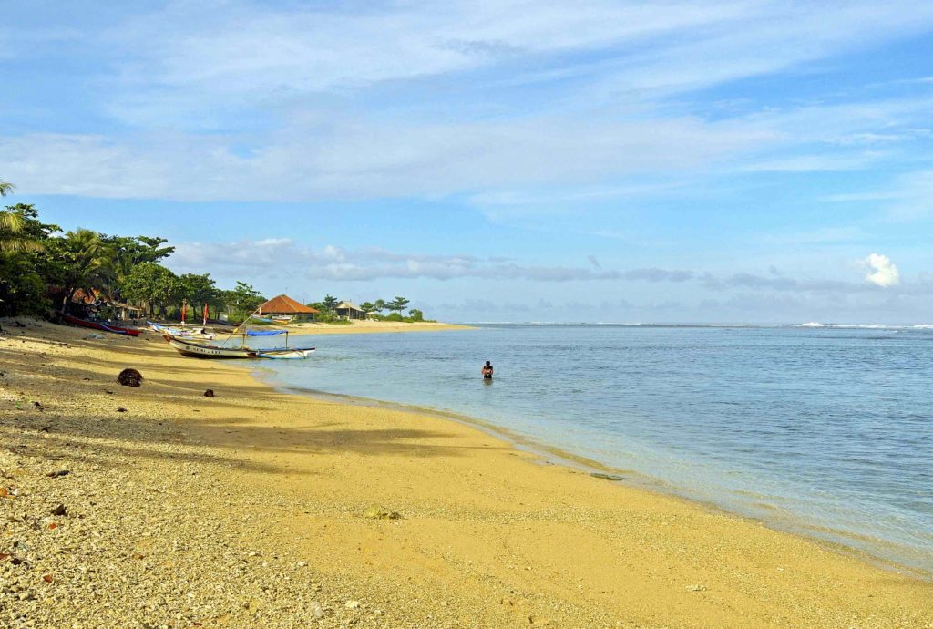 Pantai Ujung Genteng Sukabumi