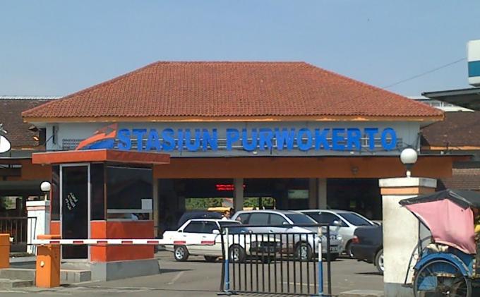 stasiun kereta purwokerto
