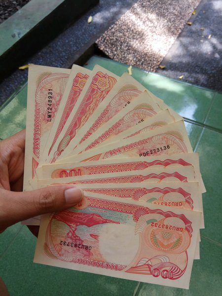 Simak Cara Jual Beli Uang Kuno 100 Rupiah Di Sini!