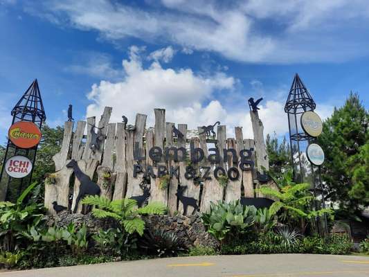 Cari Wisata Keluarga yang Ramah Anak? Sini ke Lembang Park Zoo Aja