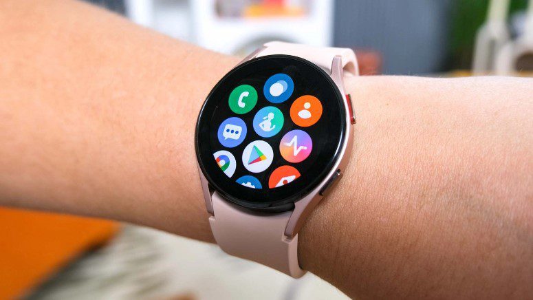 Makin Ganteng! Pakai Smart Watch Samsung - Ini Dia Kelebihannya