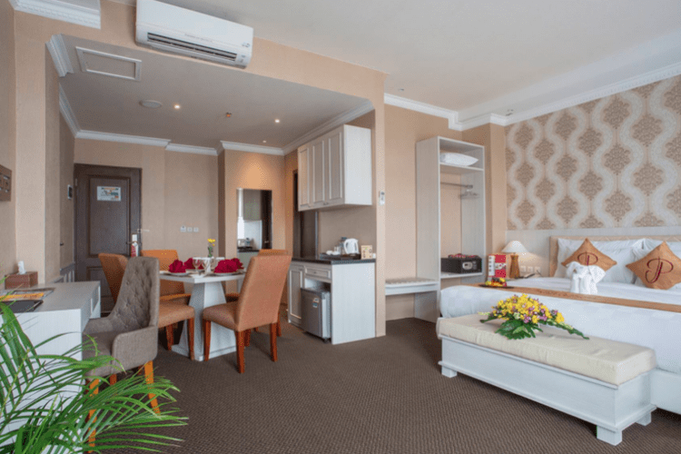 Rekomendasi 7 hotel murah dekat malioboro Cuman 100.000-an hingga Rp 200.000-an per malamnya.