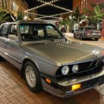 Ajak Ayang & Keluargamu Jalan-jalan Ke Bogor Pakai Mobil Klasik BMW, Ini 5 Rekomendasi BMW Klasik yang Kuat Diajak Nanjak Sampai Puncak!