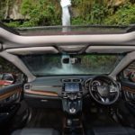 Keseruan Berkendara dalam Gaya yang Lebih Mewah dengan Honda CR-V yang Dilengkapi Sunroof