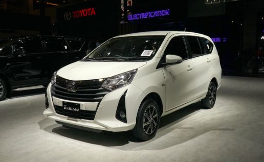 City Car Toyota Calya Laku di Pasaran - Cocok Untuk Driver Grab !!! Kabin Luas & Interior Nyaman