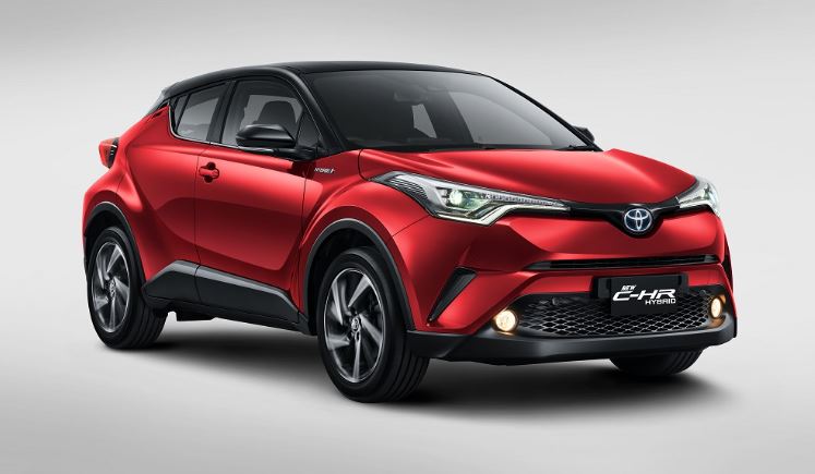 Merah Menawan ! Mobil Terbaru Toyota Untuk Si Tampan
