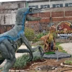 Bak di Jurassic Park! Ini Dia, Tempat Wisata Bandung yang Ada Dinosaurus! Wajib Banget Ke Sana!