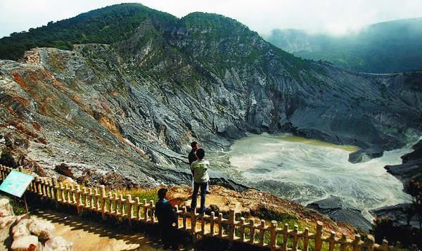 Menikmati Pesona Alam di Tempat Wisata Bandung Gunung yang Wajib Dikunjungi