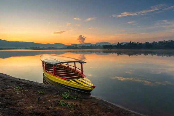 Situ di Pangalengan - Situ Cileunca : Tempat Wisata Favorit Bandung - Segini Harga Tiketnya!