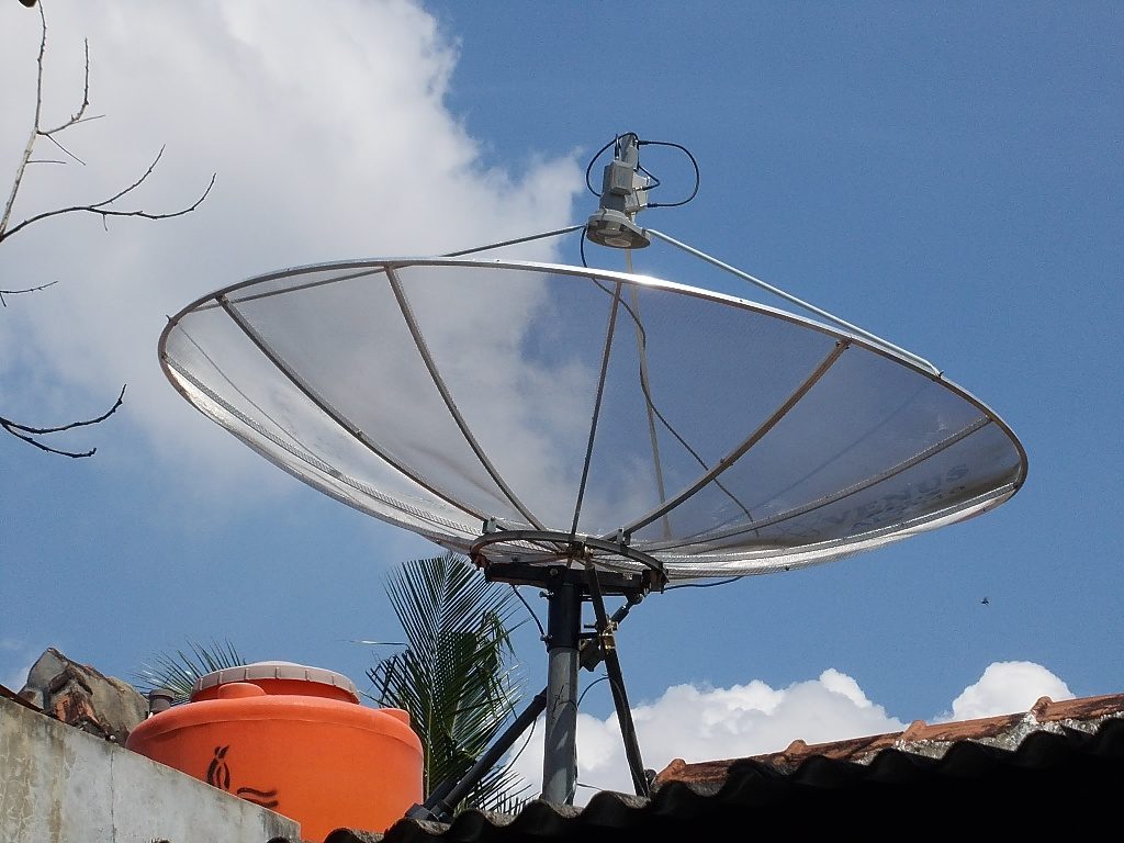 cara mendapatkan siaran tv digital dengan antena parabola/wihartobigfamily