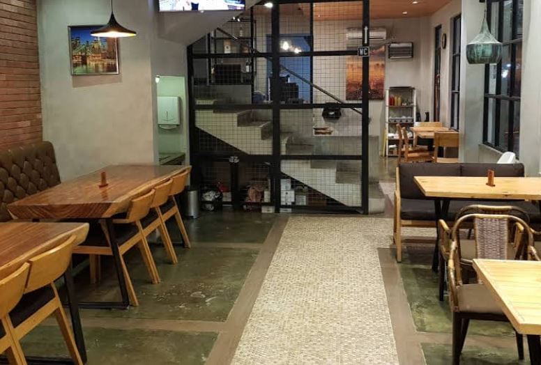3 Rekomendasi Cafe Tempat Nongkrong di Cirebon : Anak Muda Wajib Kesini!