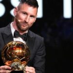 Lionel Messi Raih Ballon D'or Ke 8 nya