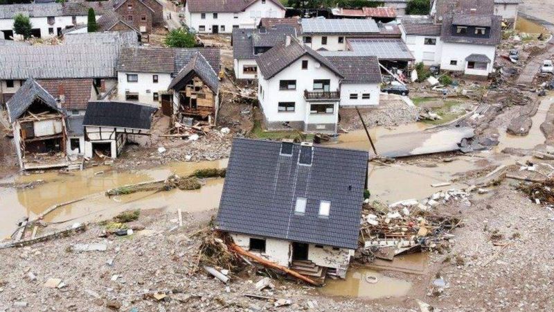 Dampak Banjir/BBC