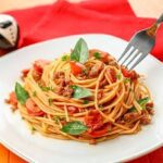 Yuk Coba! Resep Spaghetti Ala Restoran: Kelezatan yang Tak Terlupakan & Bikin Nagih