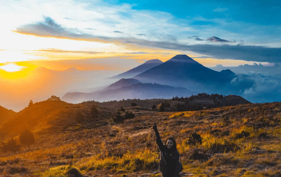 Spot Untuk Melihat Matahari Terbit Paling Jelas: Tempat Melihat Sunrise terbaik di Jawa Tengah