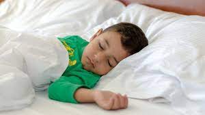 manpaat tidur siang bagi anak anak dalam tumbuh kembangnya bisa meningkatkan kecerdasannya loh bunda !