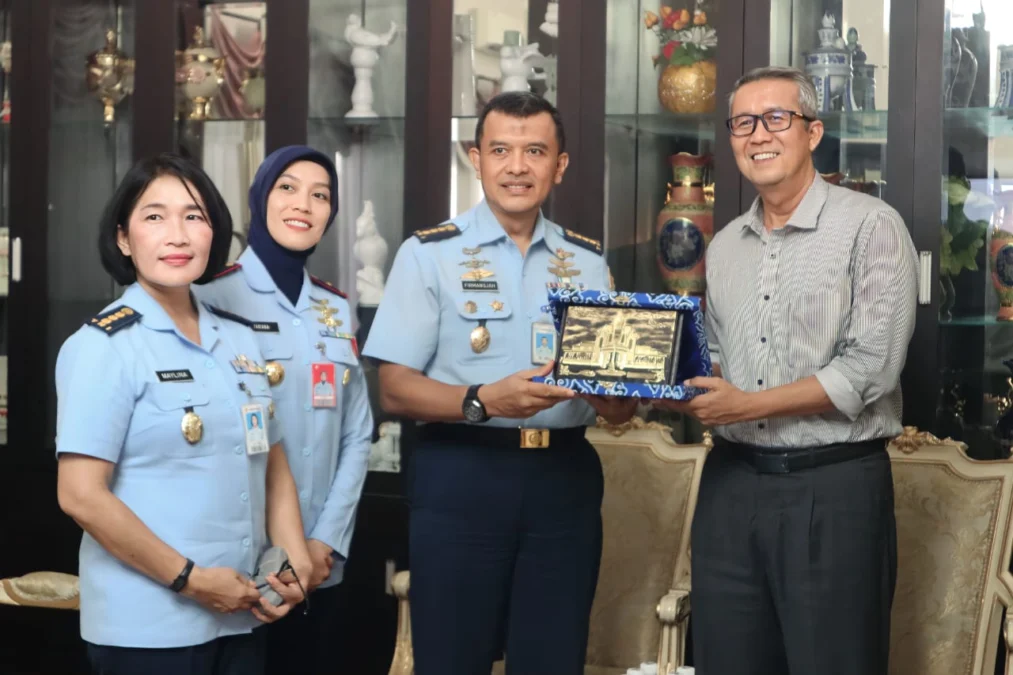 Audiensi Bersama TNI AU, Pj Wali Kota Siap Dukung Gelar Pahlawan untuk Raden Soerjadi Soerjadarma