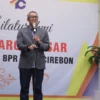 Pj Wali Kota Ajak Pegawai Perumda BPR Bank Cirebon Tingkatkan Kepercayaan Nasabah
