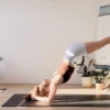 Olahraga Wall Pilates yang Viral di Media Sosial- Apa Manfaatnya bagi Kesehatan