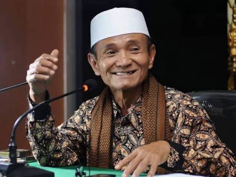 Pendiri Ponpes Candangpinggan Buya Abdul Syakur Yasin Wafat
